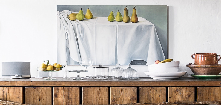 Küchenbuffet aus Dielenbrettern, designt und gebaut von Katrin Arens