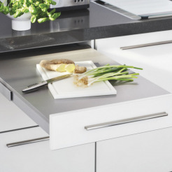 Ballerina Küche mit herausziehbarer Arbeitsfläche