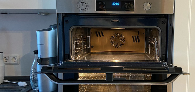 Samsung Backofen mit unterteilbarem Garraum