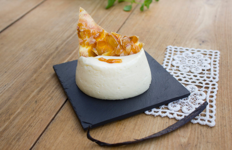 Bayrische Vanillecreme mit Honig-Mandelblättchen-Krokant - Küchenkompass