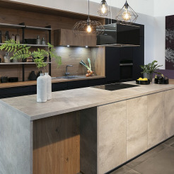 Artego-Küche mit Kombination aus Holz- und Stein-Dekor-Oberflächen