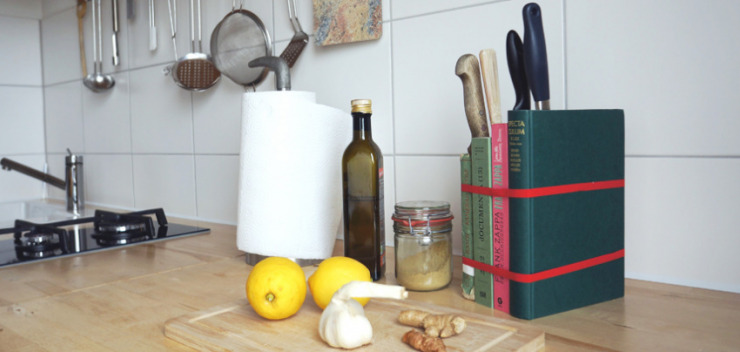 Messerblock aus alten Büchern