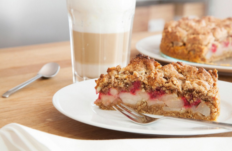 Birnen-Himbeer-Streusel-Kuchen
