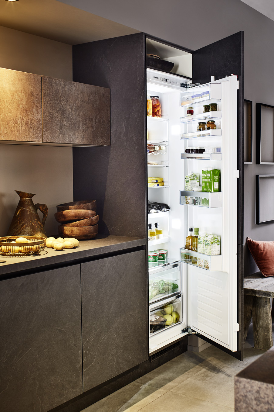 Bosch-Kühlschrank in Nobilia-Küche