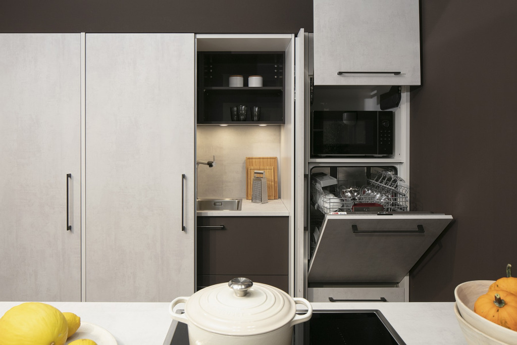 Hochschrank mit Taschentür und Klapptür nach oben und nach unten Küchenkompass