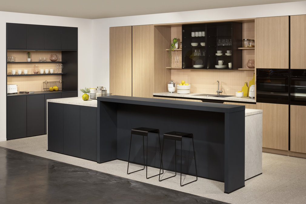 Schüller Bar-Küche schwarz