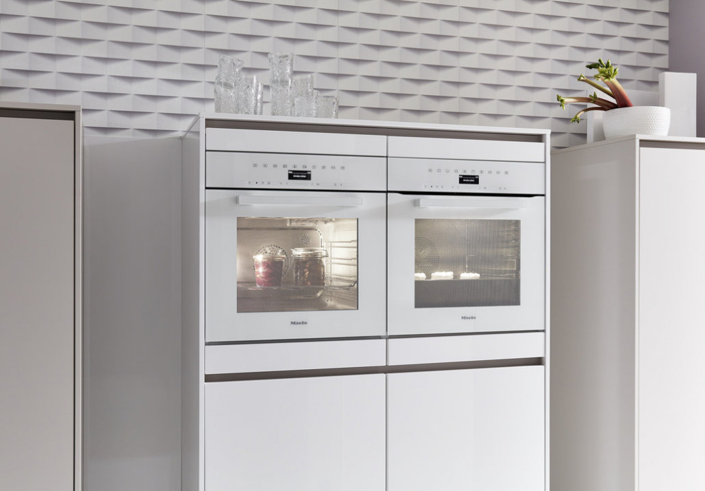 Miele Einbaugeräte in Brillantweiß Frontenfarbe